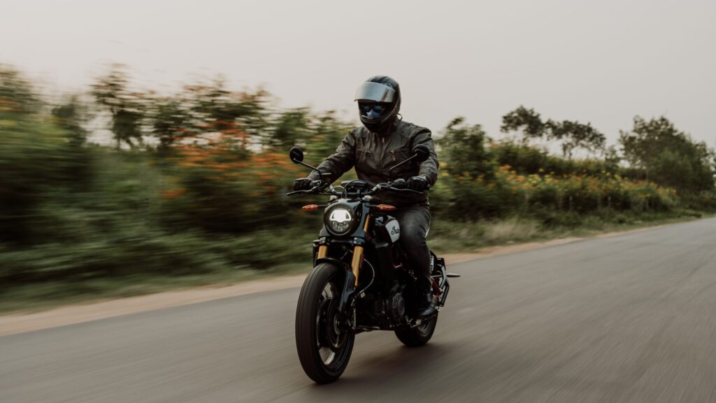 安全と快適のためのバイク装備への妥協は許されない